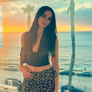 Meet your Posher, Madeline